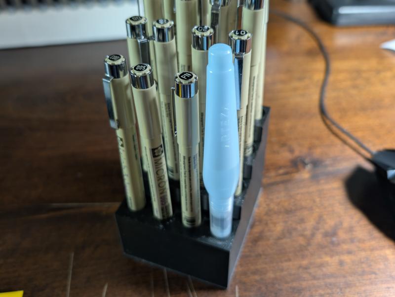 jpeg picture of the short Marker Holder